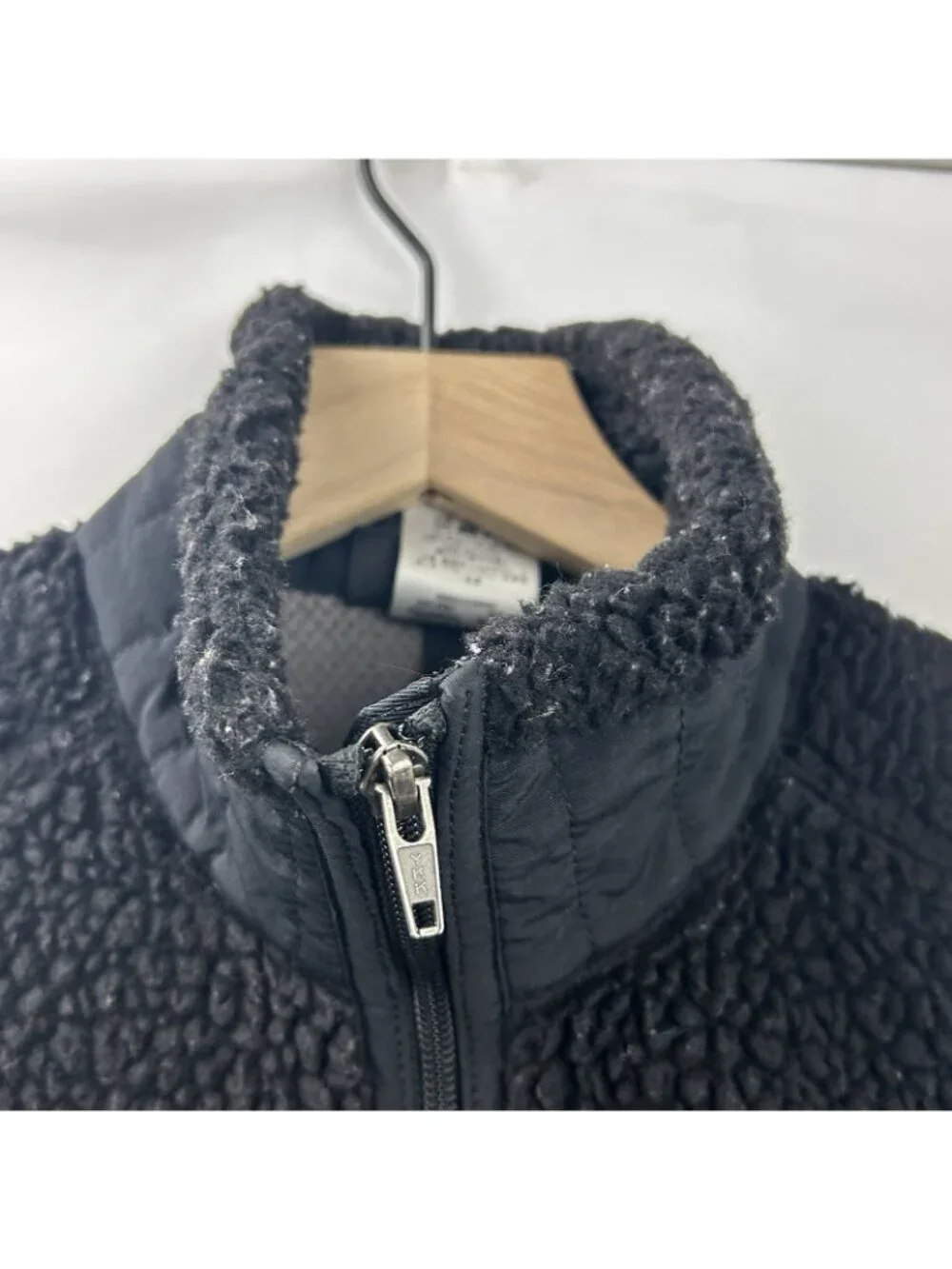 Patagonia Vest Jacket Womens Small Black Synchilla Sherpa Fleece Outdoor Hiking - Picture 12 of 16